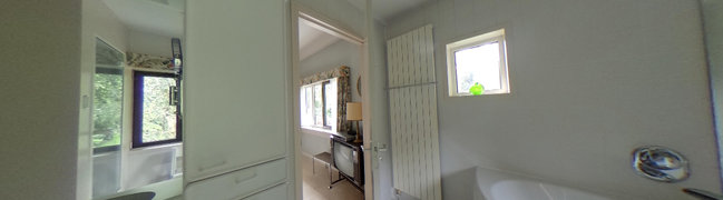 Bekijk 360° foto van Badkamer van Papegaaienlaan 1