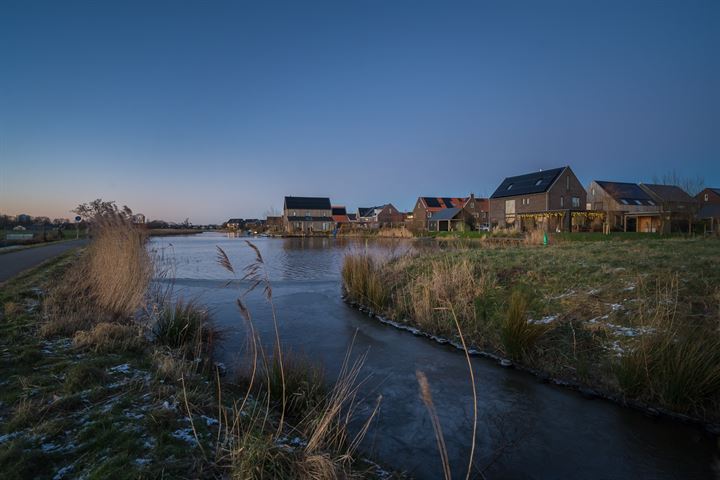 Bekijk foto 48 van De Oanrin 31