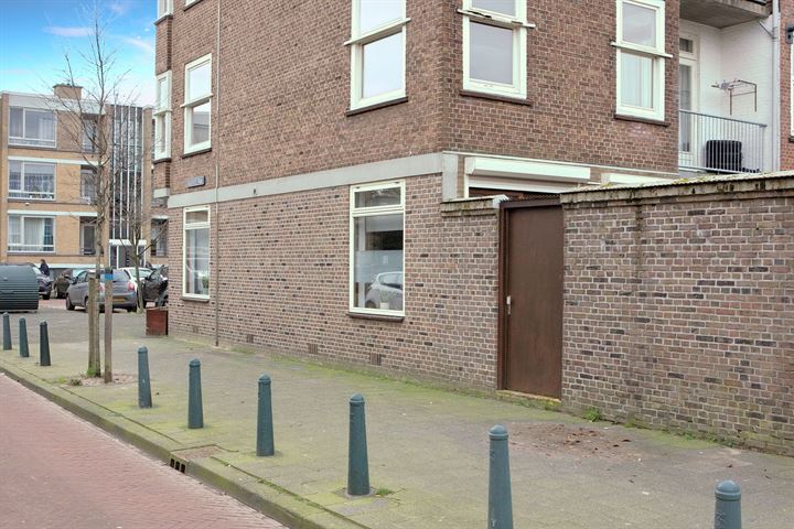 Bekijk foto 22 van Loenensestraat 35