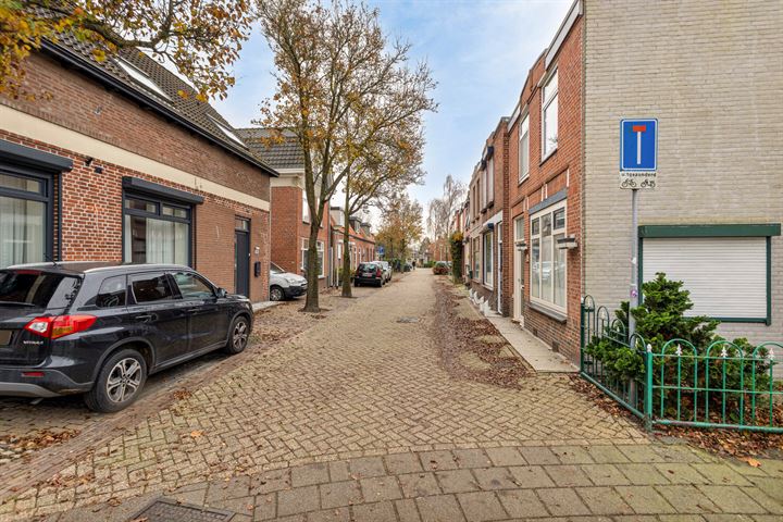 Bekijk foto 15 van Fabrieksstraat 4