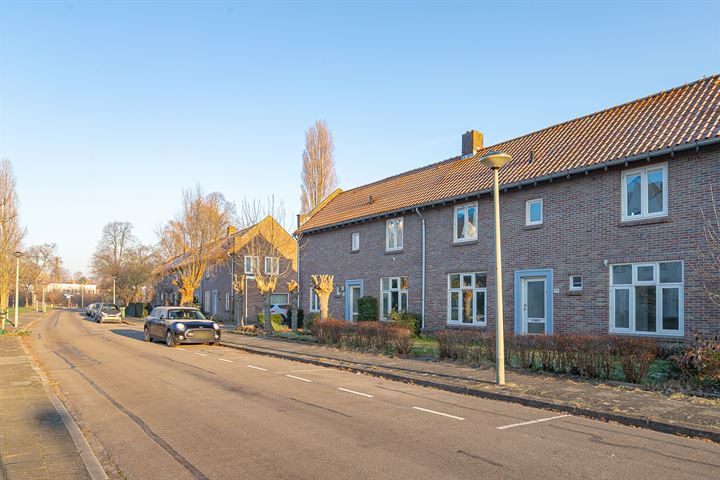 Bekijk foto 17 van Kalfstraat 29