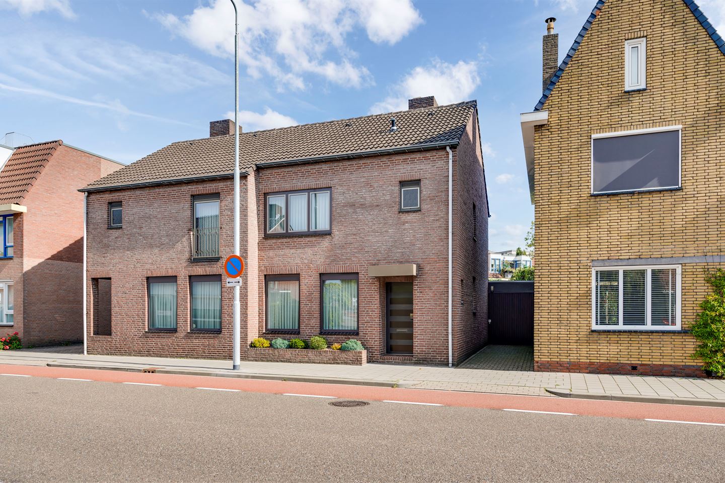 Huis Verkocht: Maaseikerweg 11-A 6004 AA Weert [funda]