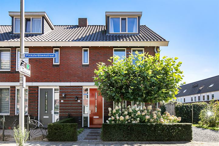 Bekijk foto 43 van Pinksterbloemstraat 45