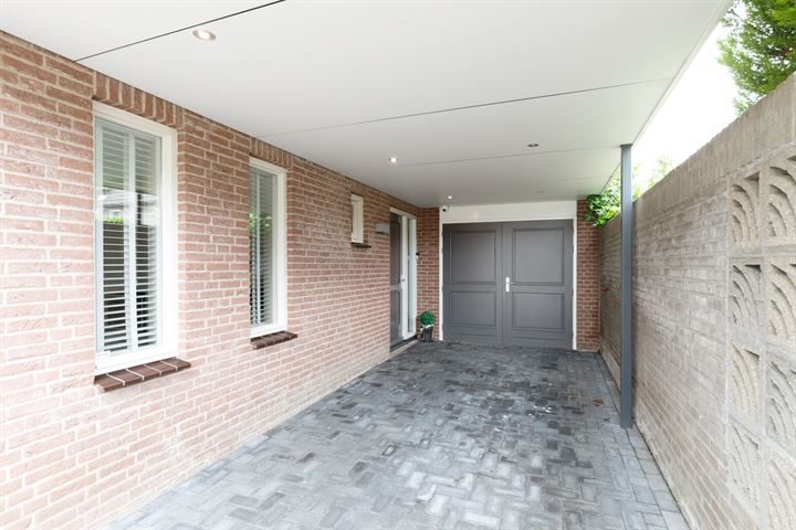 Bekijk foto 49 van Aletta Jacobsstraat 9