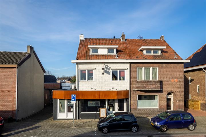 Kouvenderstraat 121-123, Hoensbroek