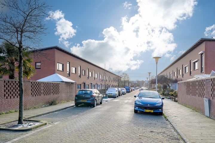 Bekijk foto 39 van Kalkbranderstraat 23