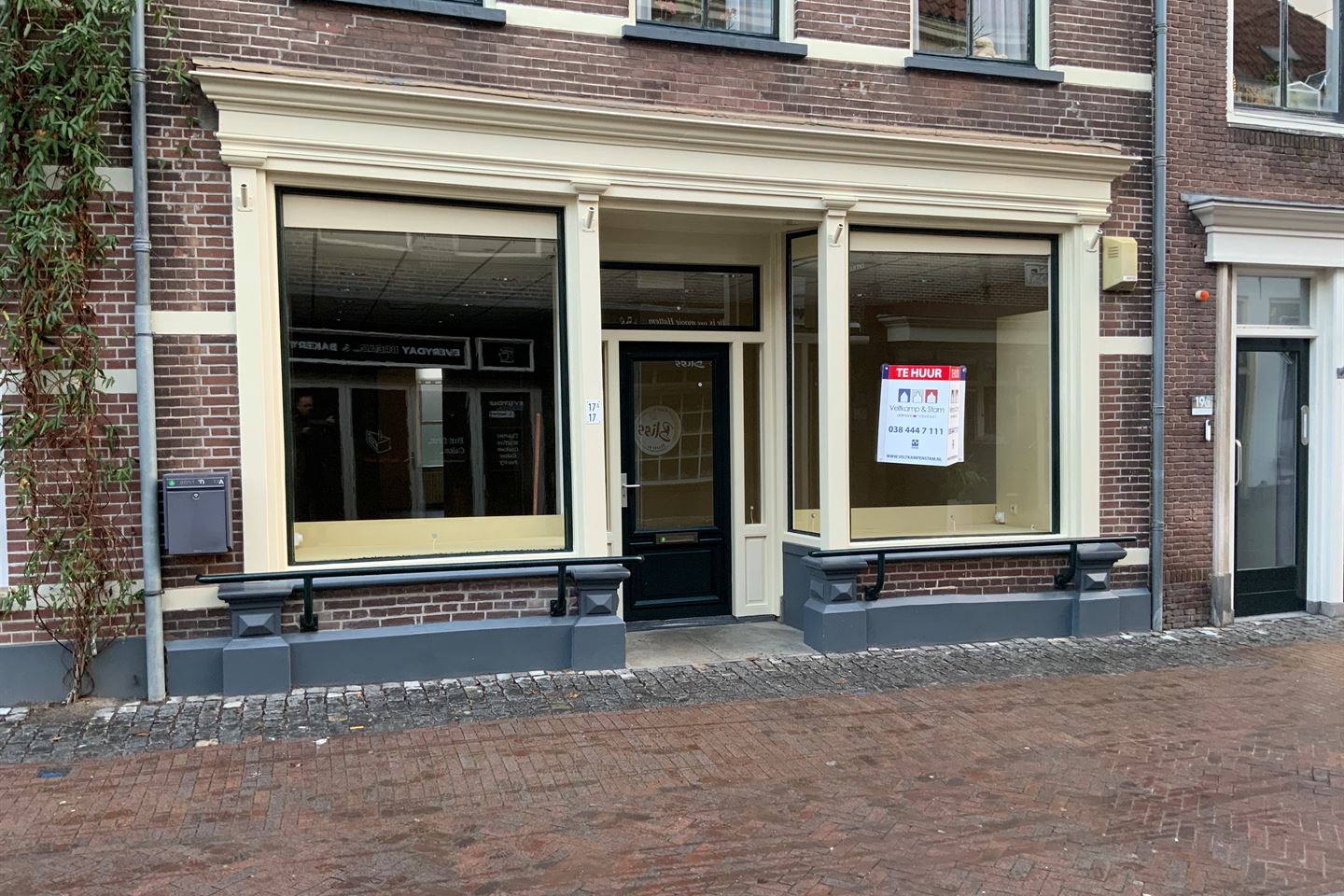 Bekijk foto 1 van Kruisstraat 17