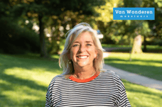 Brigitte Mentjox - Officemanager