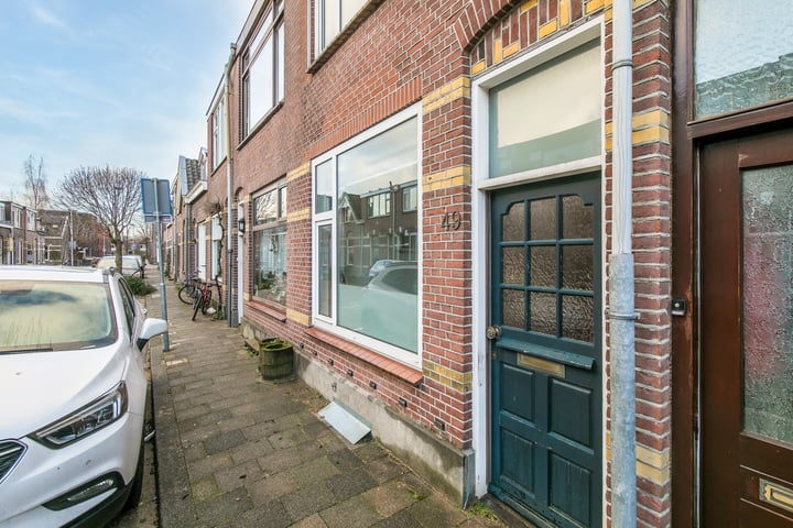 Bekijk foto 2 van Verenigingstraat 49