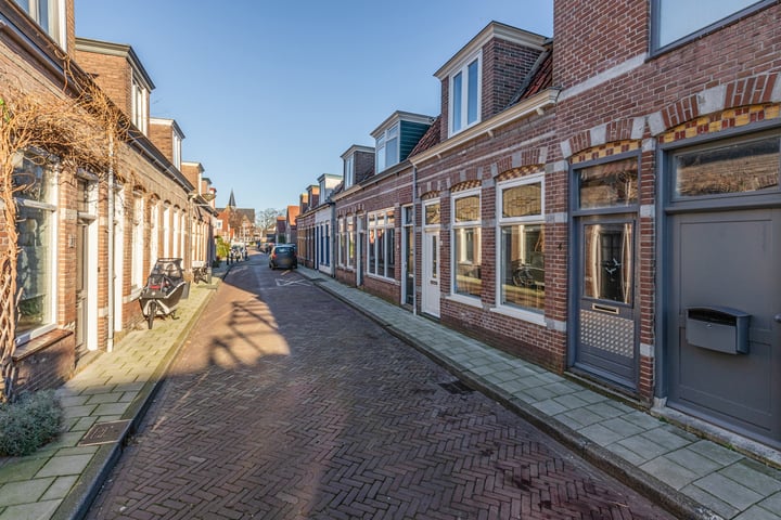 Bekijk foto 6 van 1e Landdwarsstraat 6