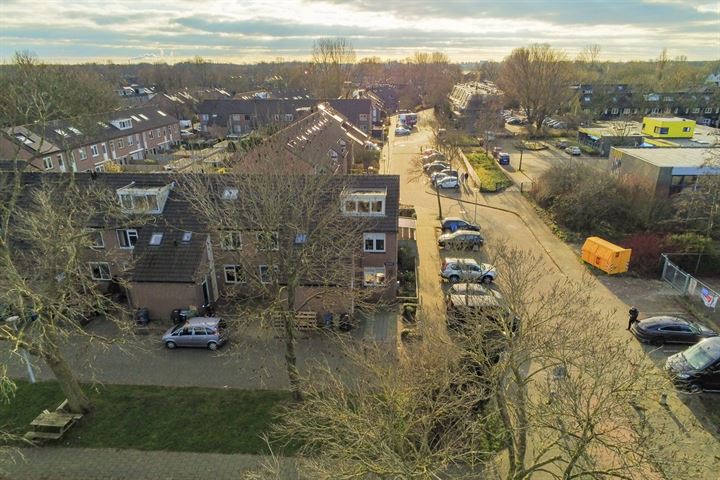 Bekijk foto 44 van Vijzelstraat 1