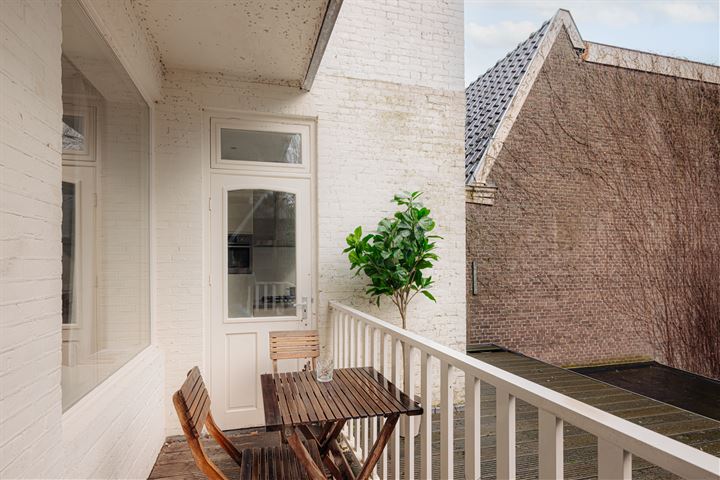 Bekijk foto 3 van Goudsbloemstraat 63-1