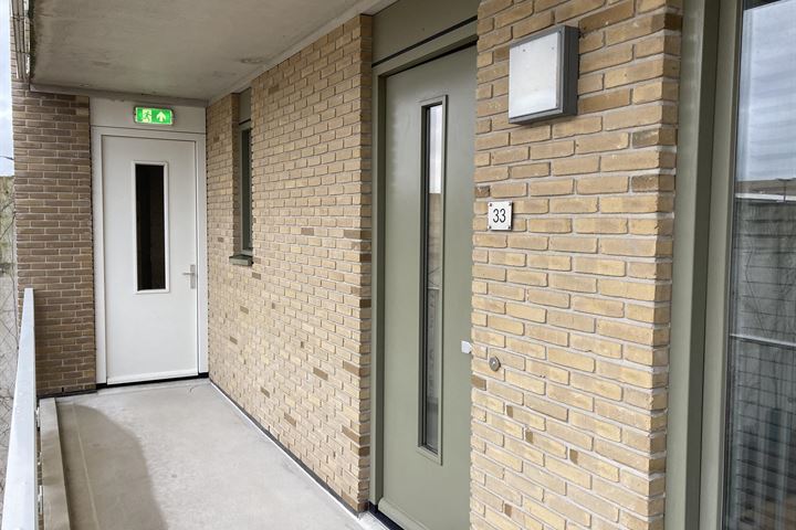 Bekijk foto 36 van Kopenhagenstraat 33