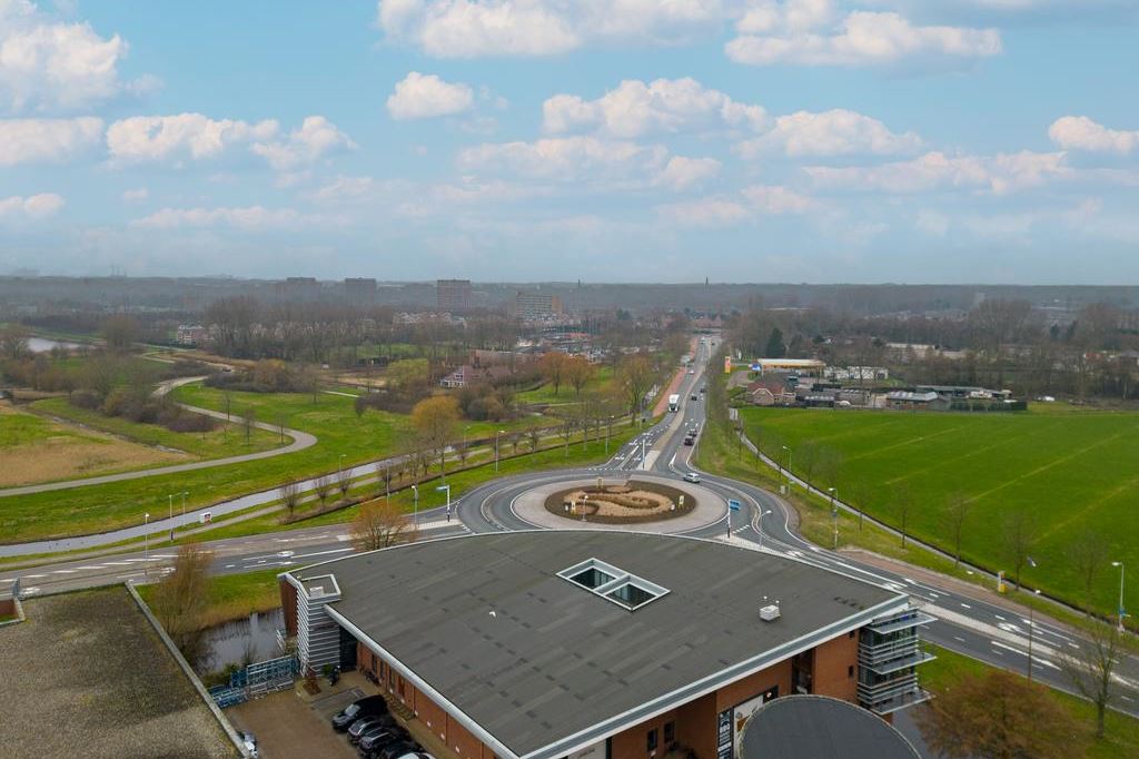 Bekijk foto 4 van De Trompet 1000