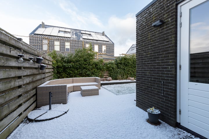 Bekijk foto 17 van Nekkarstraat 4