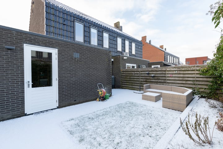 Bekijk foto 19 van Nekkarstraat 4