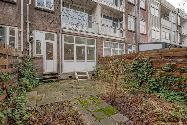 Bekijk foto 17 van Moerkerkestraat 21-B