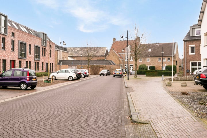 Bekijk foto 47 van Breusterstraat 60