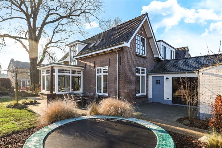 Bekijk foto 57 van Onze Lieve Vrouwestraat 40