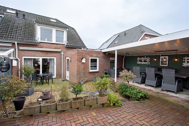 Bekijk foto 36 van Beukstraat 8