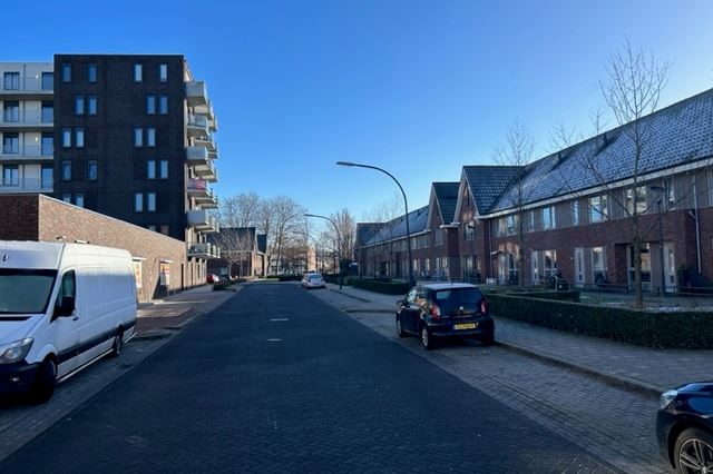 Bekijk foto 5 van Roerstraat 17