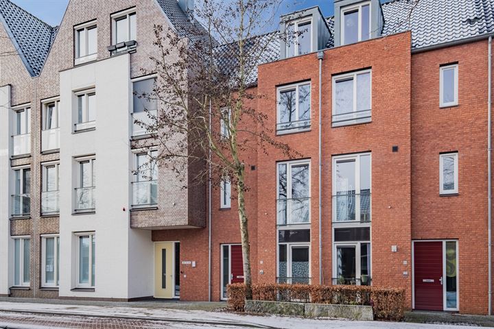 Bekijk foto 3 van Peellandstraat 62