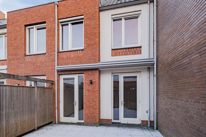 Bekijk foto 32 van Peellandstraat 62