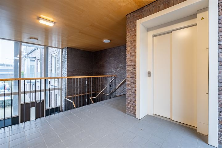 Bekijk foto 34 van Peellandstraat 62