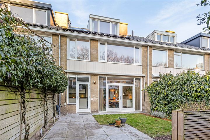 Bekijk foto 36 van Rameaustraat 19