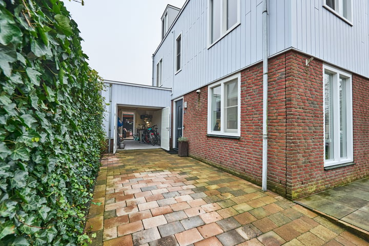 Bekijk foto 50 van Klaas Risstraat 1