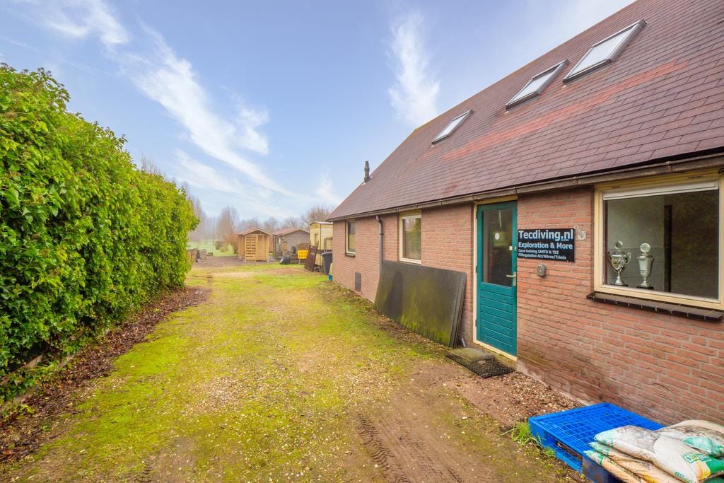 Photo 34 of Demmerik 25