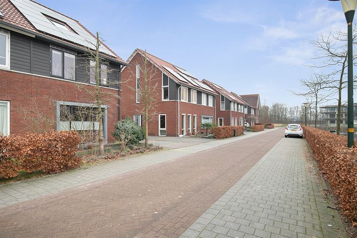 Bekijk foto 39 van De Velden 70