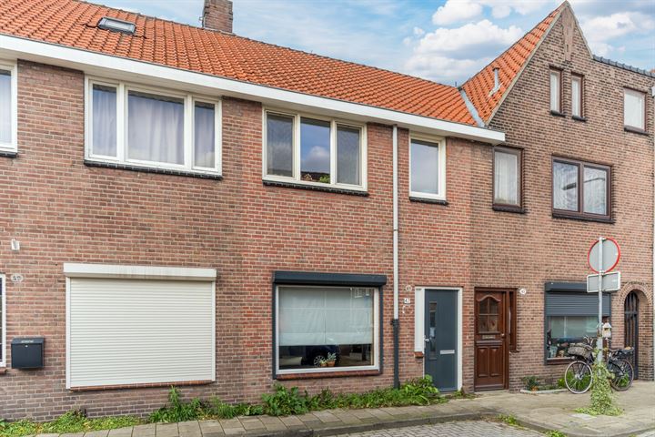 Bekijk foto 33 van Bisschop Masiusstraat 47