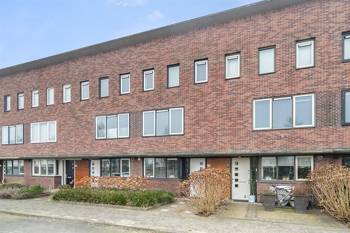 Bekijk foto 2 van Karveelschipperstraat 55