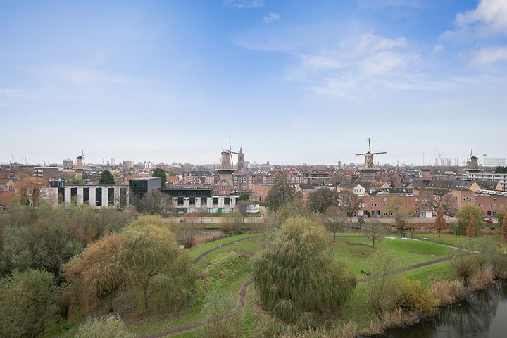 Bekijk foto 15 van Joop den Uyllaan 143