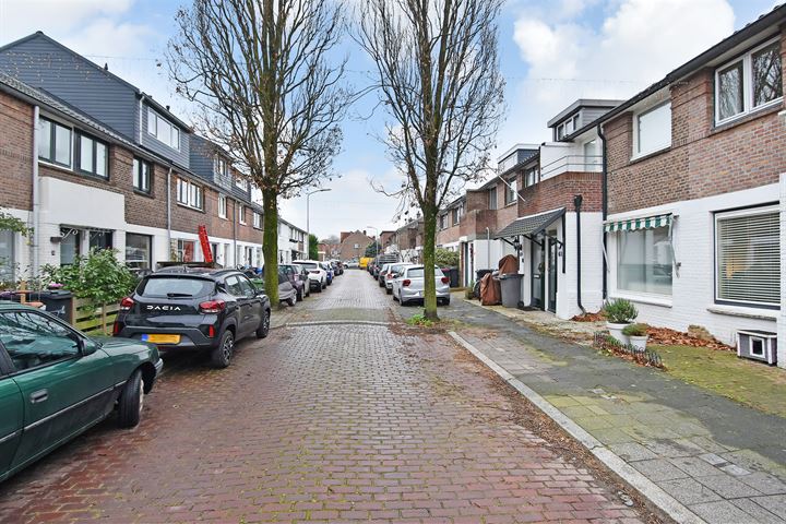 Bekijk foto 29 van Prins Hendrikstraat 63