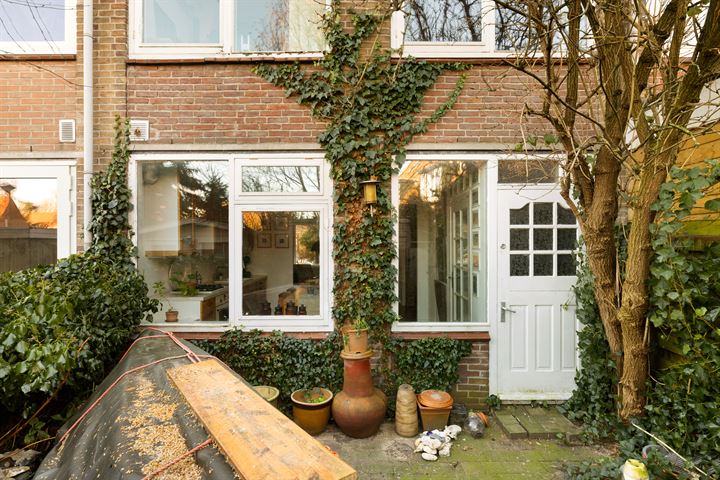 View photo 38 of Burgemeester Bratstraat 40