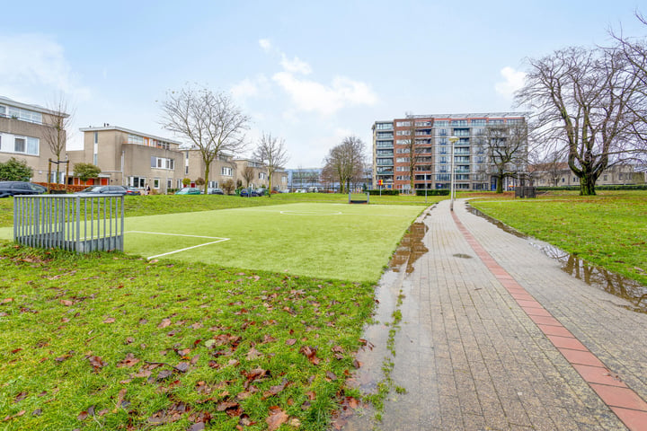 Bekijk foto 3 van Rode Kruislaan 152