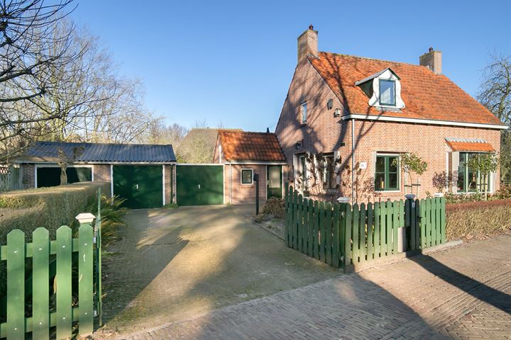 Bekijk foto 1 van Dorpsweg 78-B