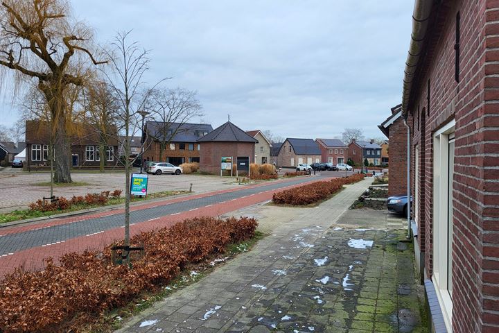 Bekijk foto 7 van Brouwhuisweg 9