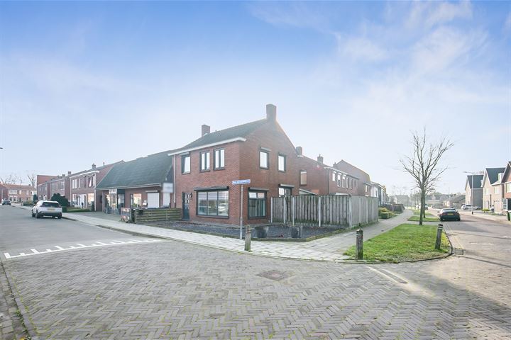 Bekijk foto 24 van Burg. Geirnaerdtstraat 31