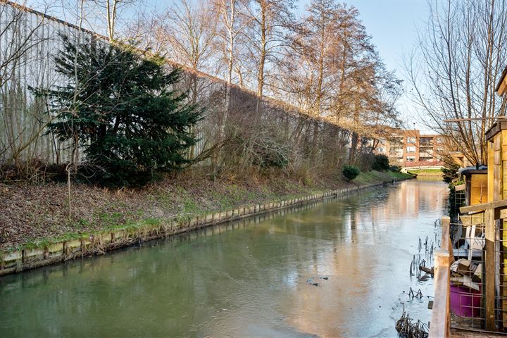 Bekijk foto 36 van Douwes Dekkerlaan 32