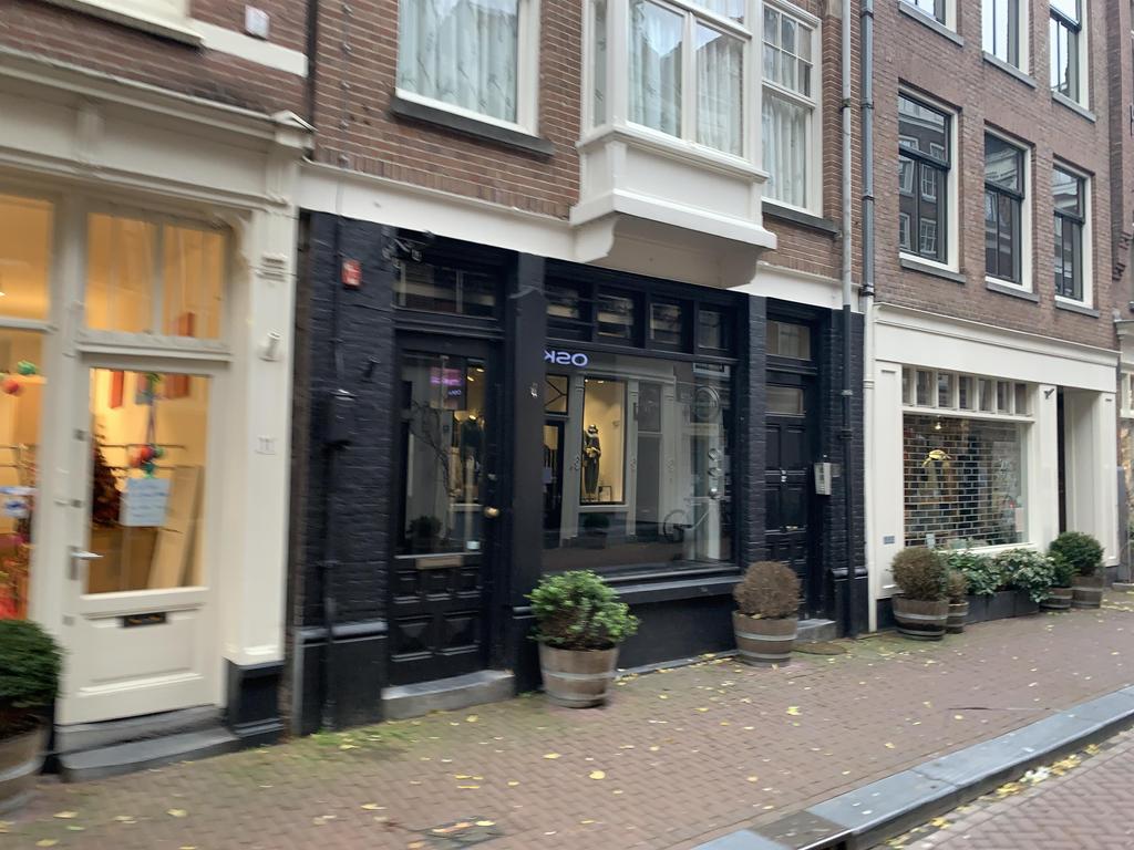 Bekijk foto 1 van Prinsenstraat 13-H