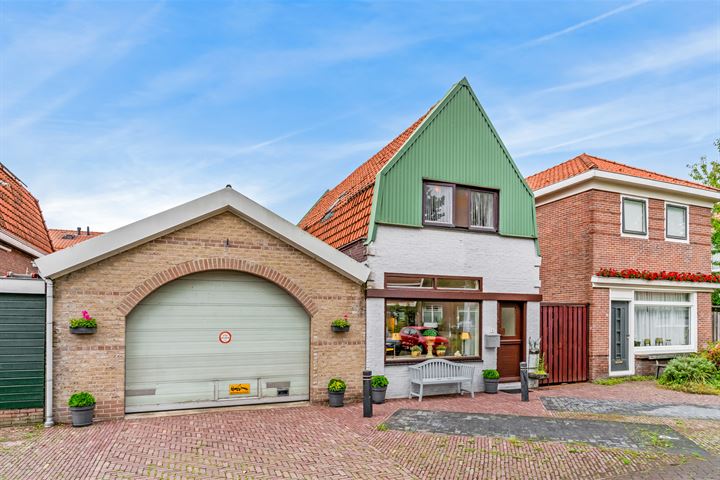 Bekijk foto 34 van Sundsvalstraat 4