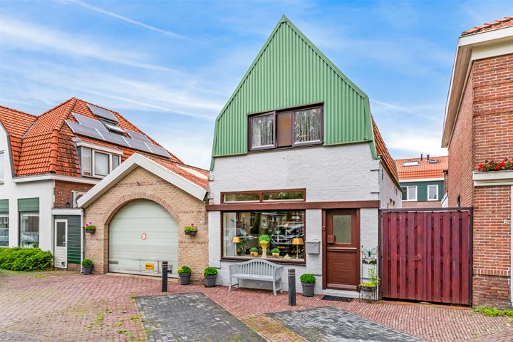 Bekijk foto 33 van Sundsvalstraat 4