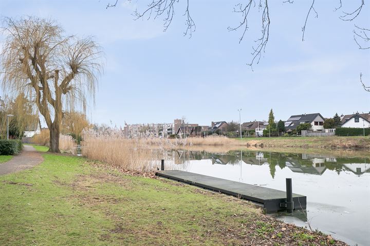 Bekijk foto 46 van Meerkoetstraat 89