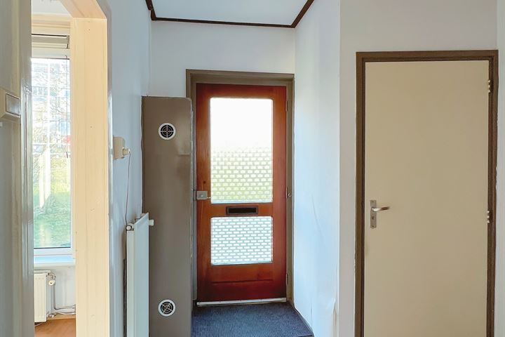 View photo 10 of van Schaikstraat 8