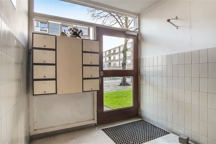 Bekijk foto 38 van Sint-Annalandstraat 97