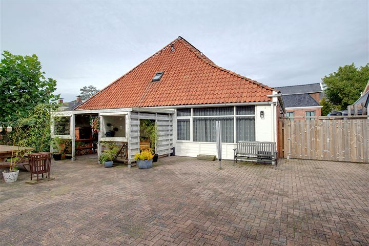 View photo 63 of Snelgersmastraat 27