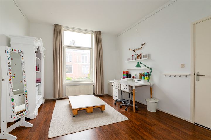 Bekijk foto 37 van Helmersstraat 118-120